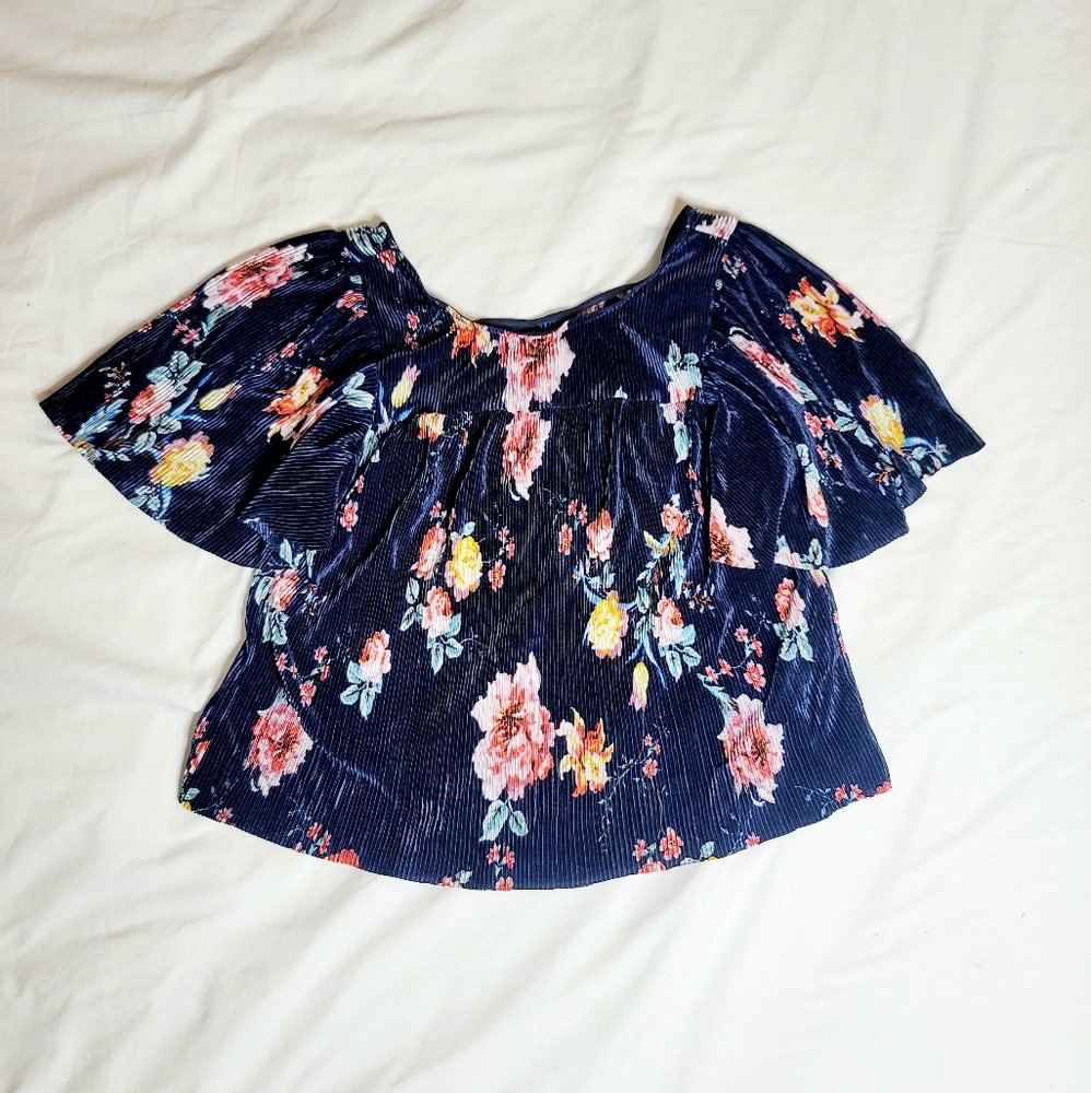 Floral print blouse